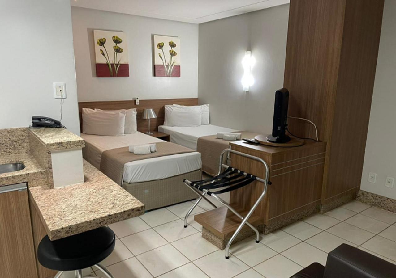 גויאניה Sun Square Suites Hotel By Lual מראה חיצוני תמונה