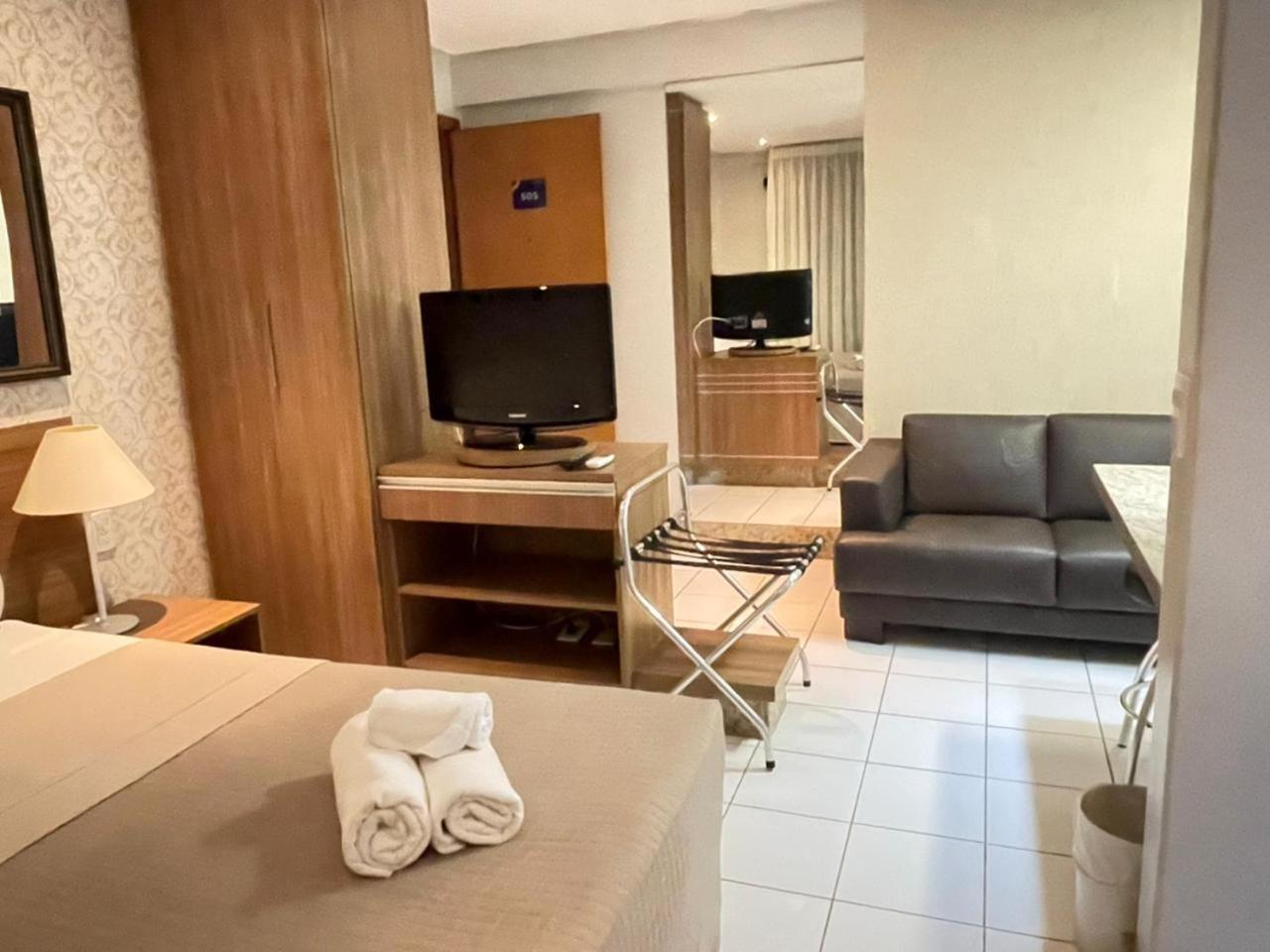 גויאניה Sun Square Suites Hotel By Lual מראה חיצוני תמונה